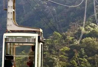 "AI让我花1000多块，去了一个根本不存在的景点"