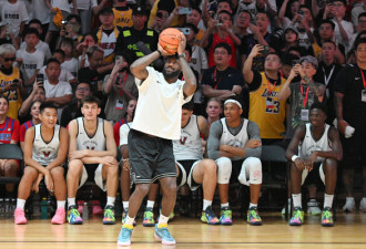 《人民日报》詹姆斯署名文章：NBA面临的政治雷区