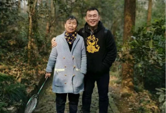 取舍！大三辍学，16年后移居希腊