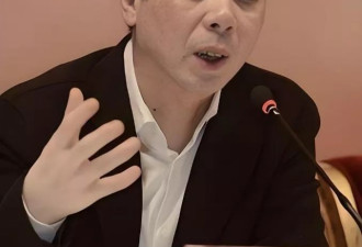 冯小刚离婚后两个月，生活状态如预期般平静揭晓