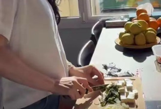 张馨予婚后生活太真实，在家连睡15小时，做饭时老公当专属摄影师