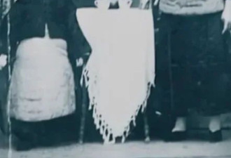 103岁杨振宁去世，象牙塔倒塌