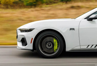 福特发布Mustang EcoBoost RTR原厂套件