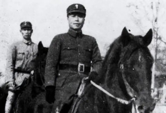 李宗仁当上代总统后，为何不将蒋介石控制起来