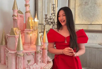 李湘到底经历了什么，一年时间胖了两个自己？去年还是美美瘦瘦的啊！