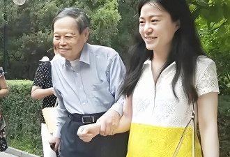 知情人曝杨振宁离世前状况 摔跤或是罪魁祸首 翁帆疑似早有察觉