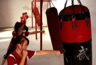 德国“侠女”与中国功夫教练，因武结缘