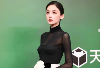 Vogue红毯成明星修罗场，每个细节都是戏，周冬雨悔不当初