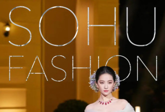 刘亦菲头顶满天星、周冬雨大胆透视装、杨幂顶级高定...VOGUE红毯谁赢了？