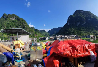 百色“锅底”村庄水患：被浸泡逾半月的家园和生计