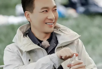 53岁“丁克”半辈子的康辉，一通电话成为终生遗憾