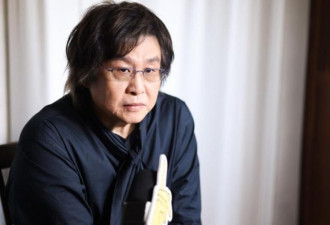 著名歌星痛骂深圳机场没人性 连滚带爬登机网怒