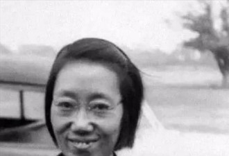 她是与杨振宁合影的绝密女人，美误判放她回国