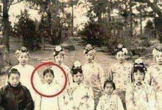 挚爱溥仪的最美格格，被饺子噎死,一生才情付水流