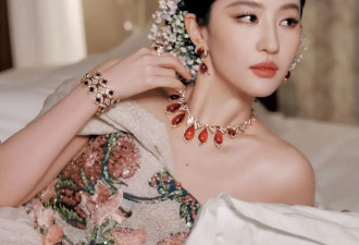 VOGUE红毯大乱斗：抓马，好看