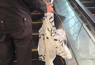 北京“冲塔”勇士再现 痛斥共产党“邪教”