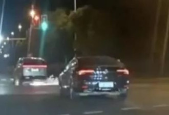 街头实拍:理想汽车行驶中突然起火 司机乘客急逃…