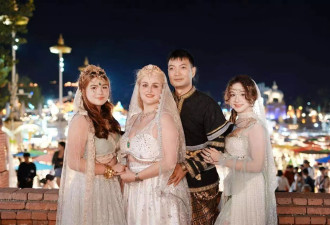 按摩店初中文凭小伙娶美国女博士：已结婚20年