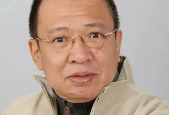 76岁许绍雄被曝病危入院 苗侨伟戚美珍等人前往医院探望