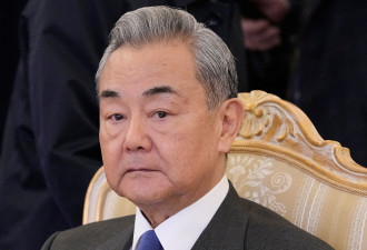 王毅与美国国务卿鲁比奥通电话 希望双方相向而行