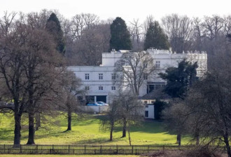 安德鲁1分钱租40公顷王室庄园！英王室要硬刚