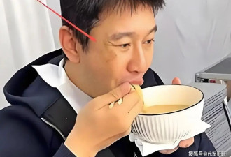 黄晓明头发稀疏显秃顶 脸上有斑褶子多 手控制不住发抖