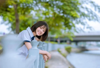 “烧了”两套房送娃去美国，如今后悔了么？