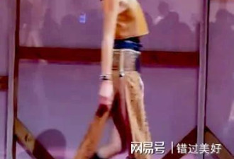 那一年 陈冠希与华谊董事长妻子街头忘情拥吻