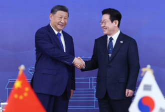 韩总统给川普金皇冠 送习这礼物 网曝价位