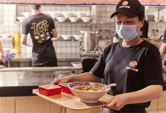 1万元起家 12年做到10亿 上海小伙开餐馆发大财