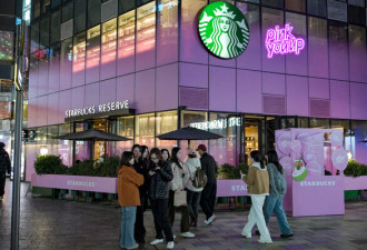 星巴克出售中国业务60%股权