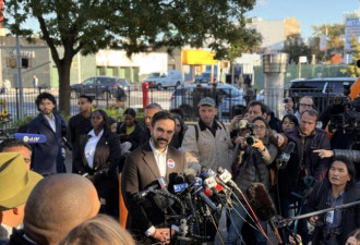 纽约选举：曼达尼投票 誓言开启政治新时代