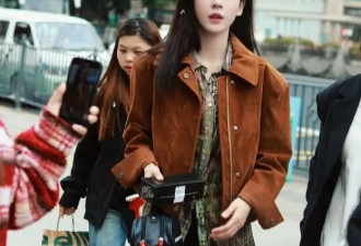 高圆圆柔美、安妮海瑟薇松弛、Jennie浪漫...各国女神今年都爱穿麂皮外套！
