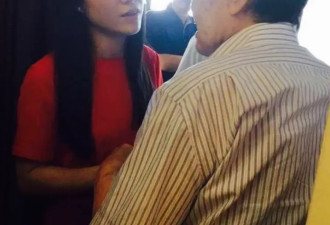翁帆新住所曝光:家里还挂着杨振宁103岁生日横幅