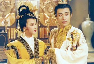 刘晓庆真狠！正牌男友不给她创造价值，扫地出门