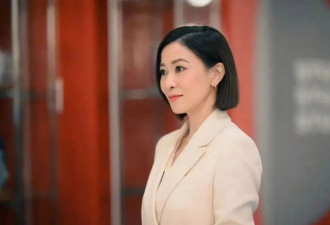 考古|TVB最后一位当家花旦佘诗曼：曾三封视后，如今50岁未婚独居靠自己活成女王