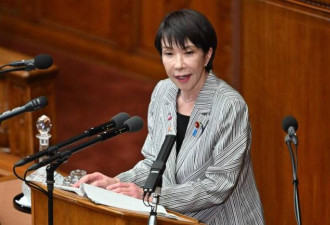 日本首相自曝没机会理发 自己剪发被丈夫取笑