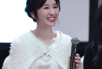 61岁关咏荷近照曝光:苹果肌饱满,脸上几乎没什么皱纹