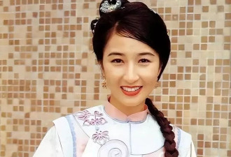 61岁关咏荷近照曝光:苹果肌饱满,脸上几乎没什么皱纹
