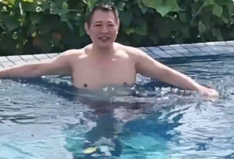 62岁李连杰大秀肌肉 力破换心脏谣言 却不料被身后豪宅抢了风头