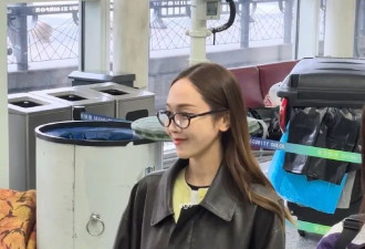 Jessica郑秀妍带火入冬配色叫“棕色+蓝色”
