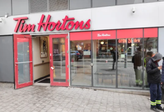 曝光! 多伦多一家Tim Hortons被刷大量5星好评: 网名全是南亚裔!