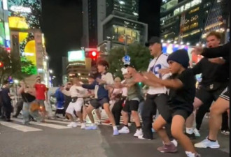 中国人在涩谷十字路口大跳群舞 惹怒日网