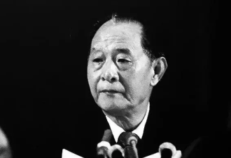 沉默人升官 说话人危险 政治局会议潜规则
