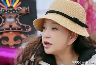 何赛飞美貌惹刘晓庆眼红，两个老戏骨，30年前...