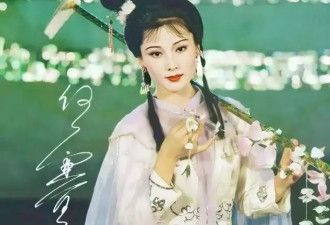 何赛飞美貌惹刘晓庆眼红，两个老戏骨，30年前...