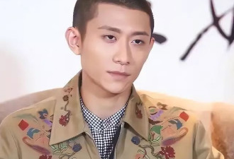 被"发腮"的张一山惊艳，33岁终于成熟
