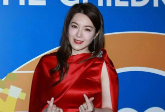 香港知名女星正式离婚，恢复单身即有追求者