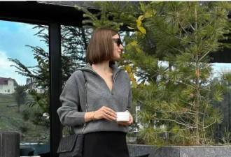 毛衣+半裙：2025秋冬松弛感典范，又美又时髦！