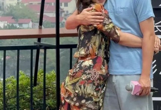 40岁李小萌分享精美照！肤色光滑显年轻